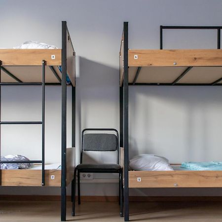 Almaty Backpackers Hostel Ngoại thất bức ảnh